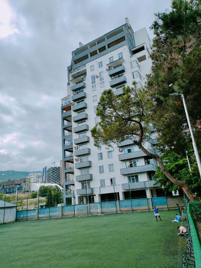 Tbilisi Apartment Tennis Court Екстериор снимка