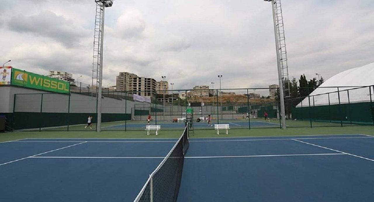 Tbilisi Apartment Tennis Court Екстериор снимка